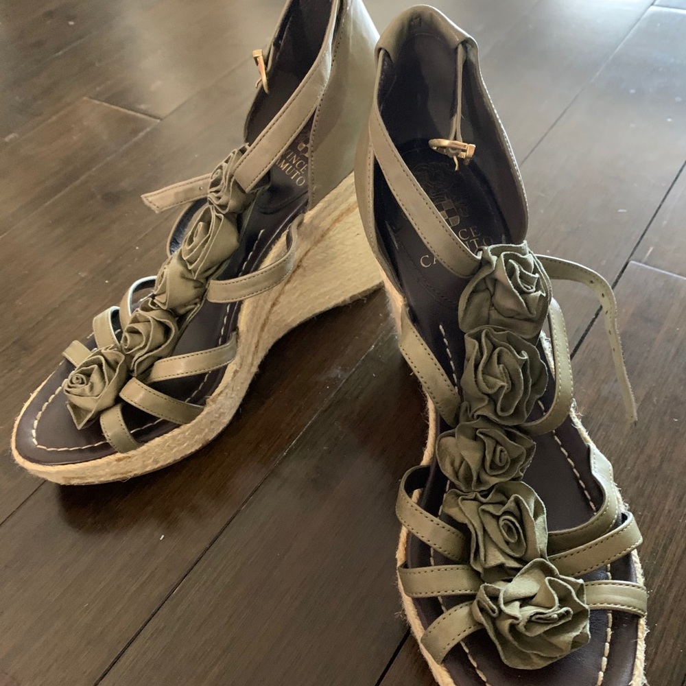 vince camuto wedge